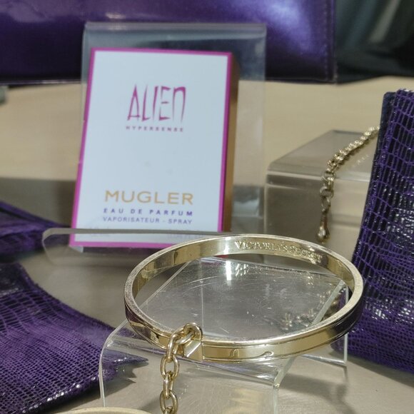 Christian Dior Parfums Purple Patent Shoulder Bag Accessories Bundle - Picture 3 of 7